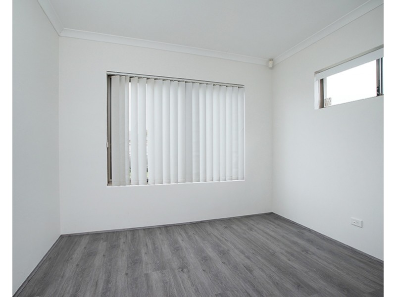 1/84 Station Street, East Cannington WA 6107