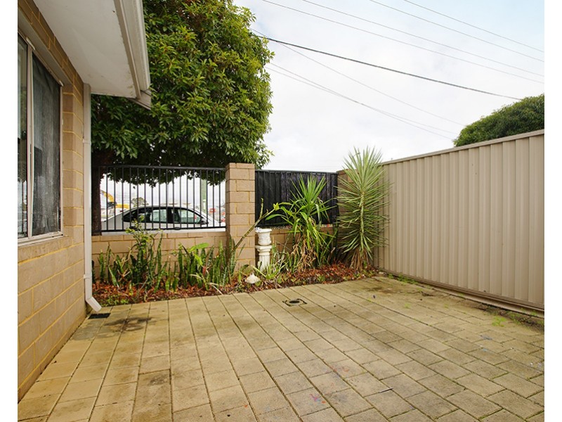 1/84 Station Street, East Cannington WA 6107