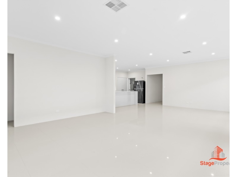 10 Greywacke Entrance, Piara Waters WA 6112