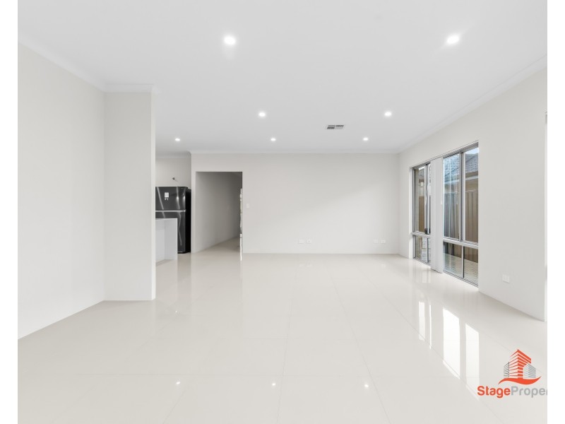 10 Greywacke Entrance, Piara Waters WA 6112