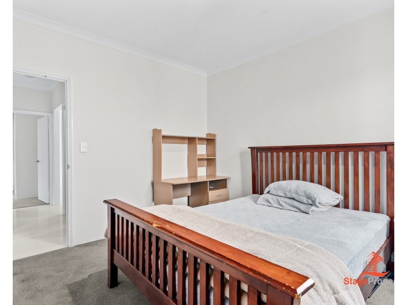 10 Greywacke Entrance, Piara Waters WA 6112