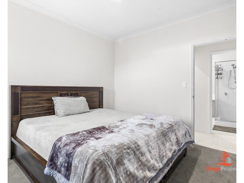 10 Greywacke Entrance, Piara Waters WA 6112