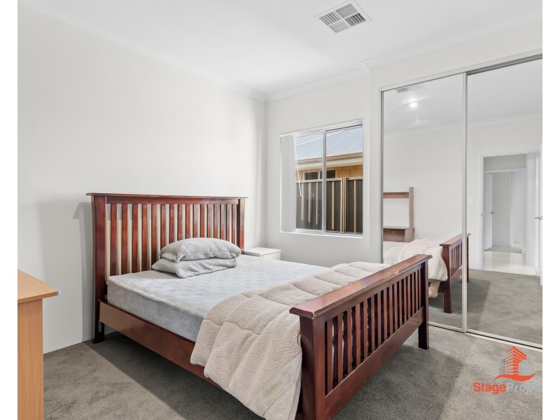 10 Greywacke Entrance, Piara Waters WA 6112