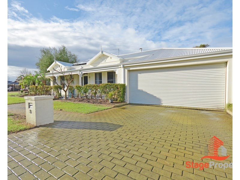 15 Inveraray Close, Canning Vale WA 6155