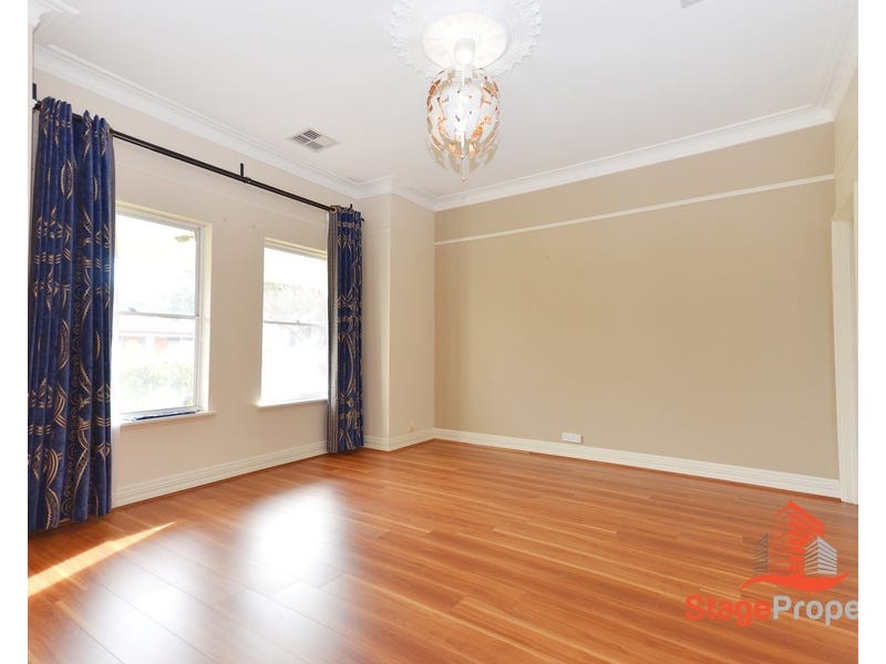 15 Inveraray Close, Canning Vale WA 6155