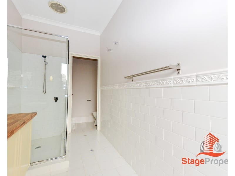 15 Inveraray Close, Canning Vale WA 6155