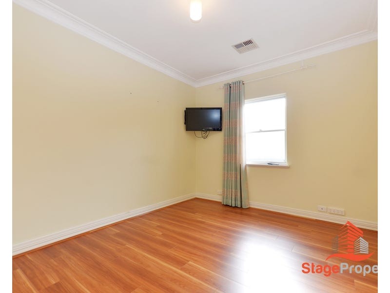 15 Inveraray Close, Canning Vale WA 6155