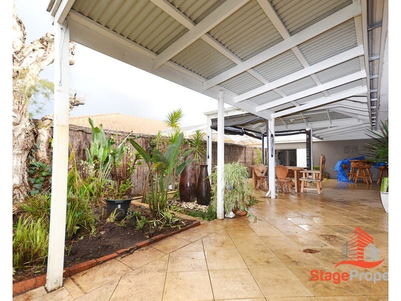 15 Inveraray Close, Canning Vale WA 6155