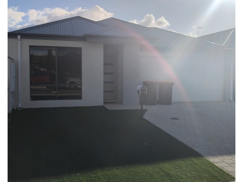 21 Delianuova Street, Byford WA 6122