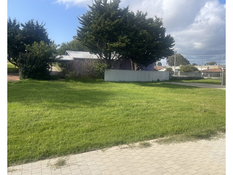 2D Parkview Street, Mandurah WA 6210