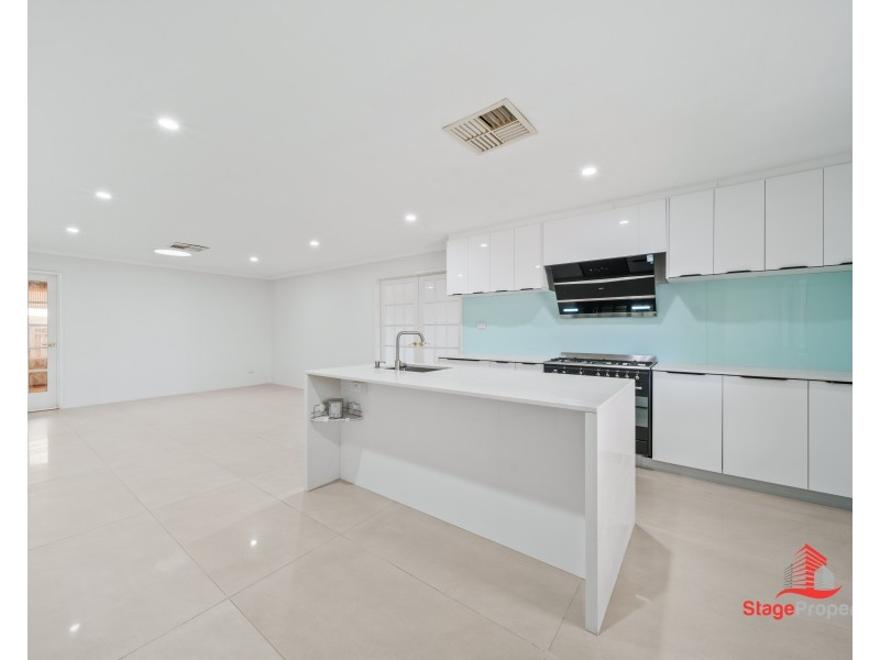 8 The Mews, Canning Vale WA 6155