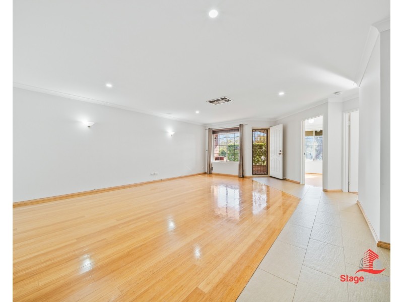 8 The Mews, Canning Vale WA 6155