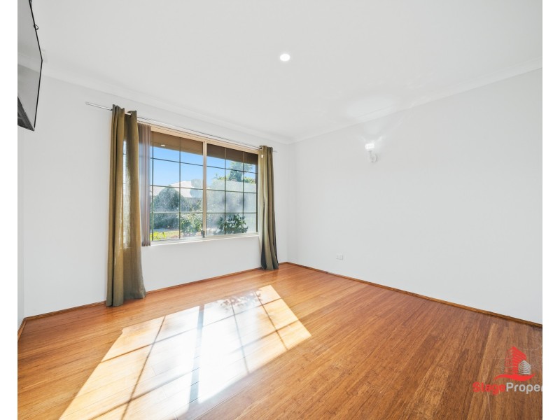 8 The Mews, Canning Vale WA 6155