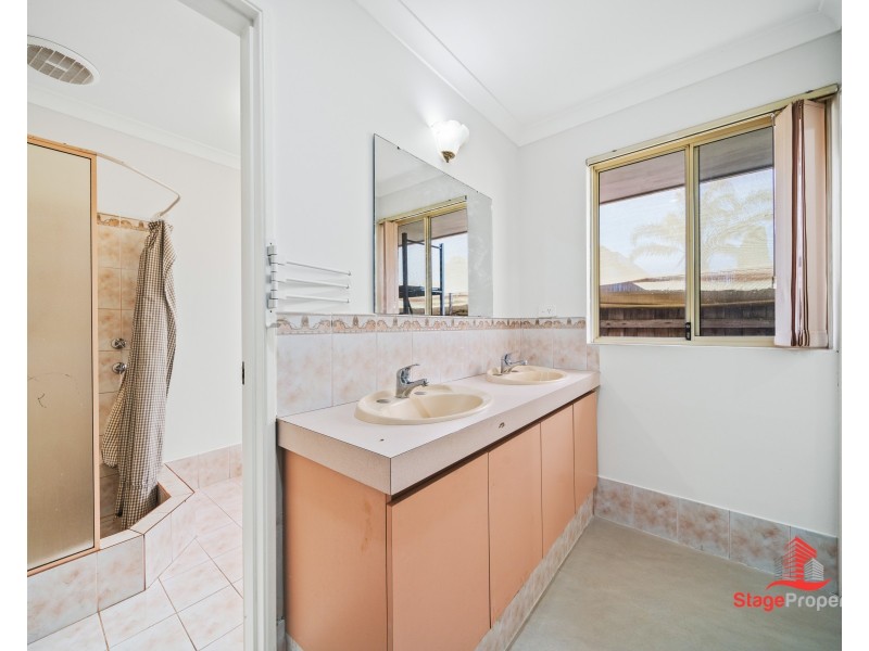 8 The Mews, Canning Vale WA 6155