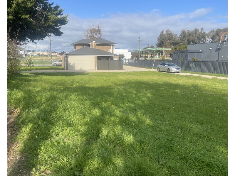 2C Parkview Street, Mandurah WA 6210