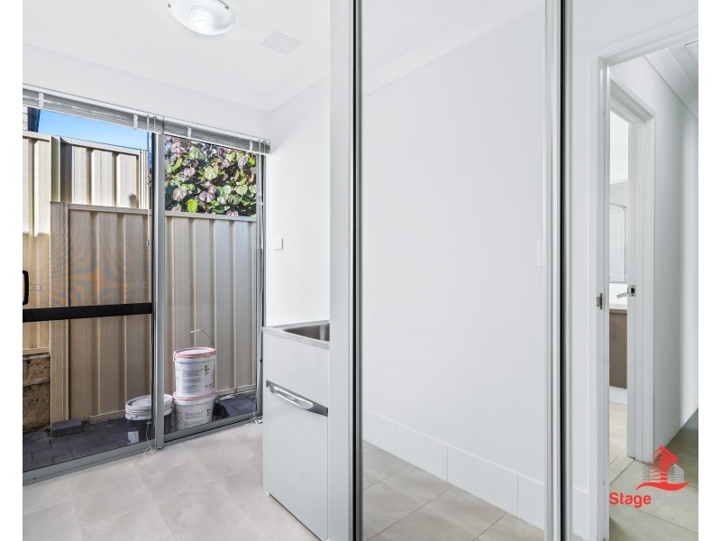 2/10 York Avenue, Bentley WA 6102