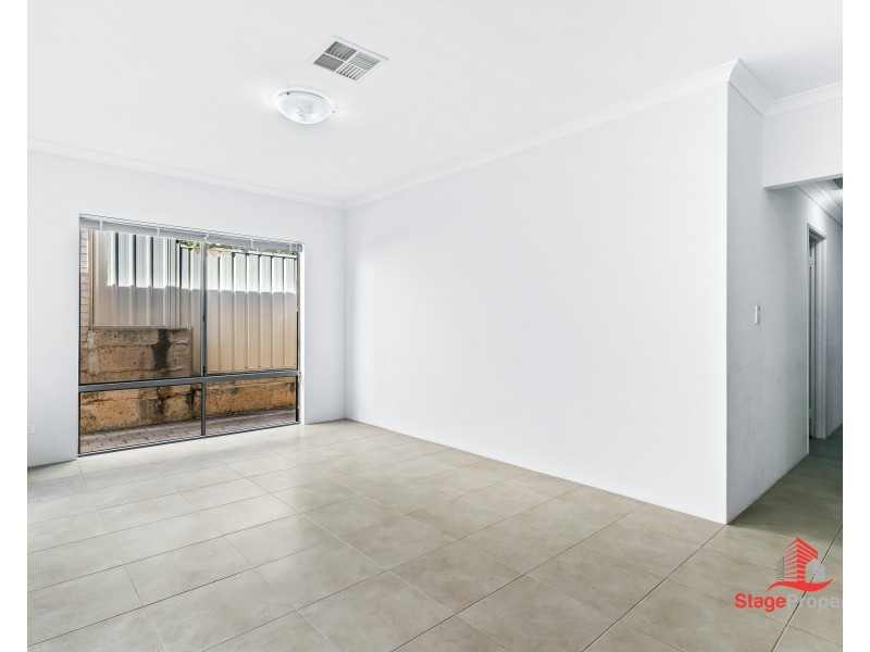 2/10 York Avenue, Bentley WA 6102