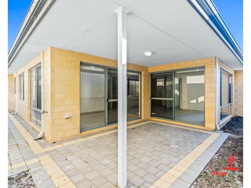 2/10 York Avenue, Bentley WA 6102