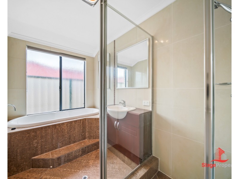 1 Greenwich Way, Success WA 6164