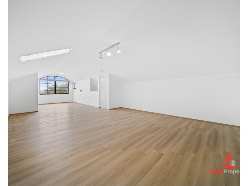 1 Greenwich Way, Success WA 6164