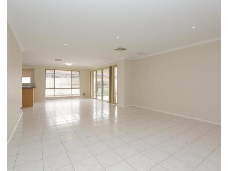 139 Shreeve Road, Canning Vale WA 6155