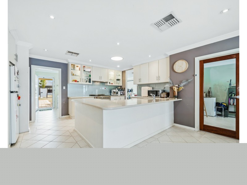8 Gannett Street, Bateman WA 6150