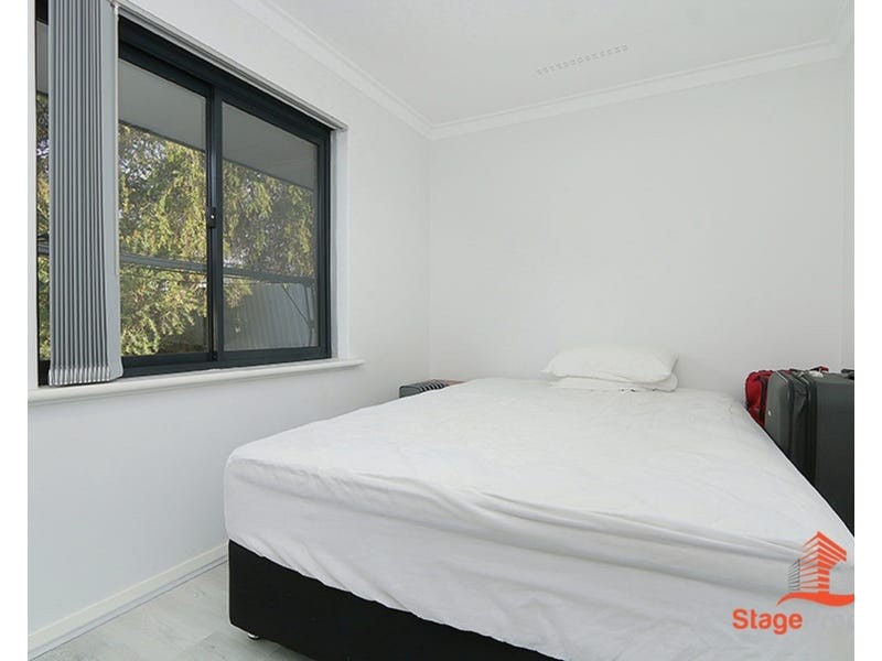 16 Oriole Way, Thornlie WA 6108