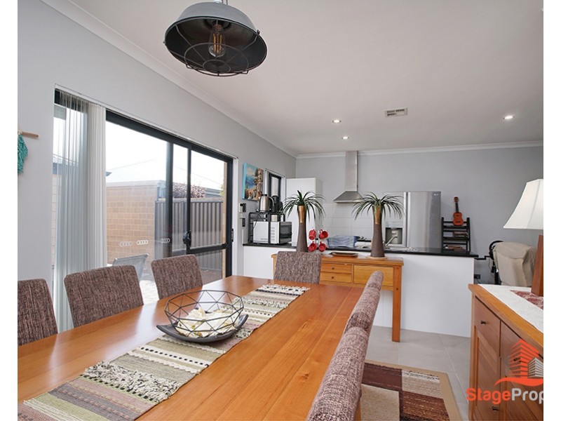 16 Lamboo Road, Harrisdale WA 6112