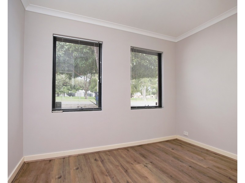 13A Robertsbridge Road, Nollamara WA 6061