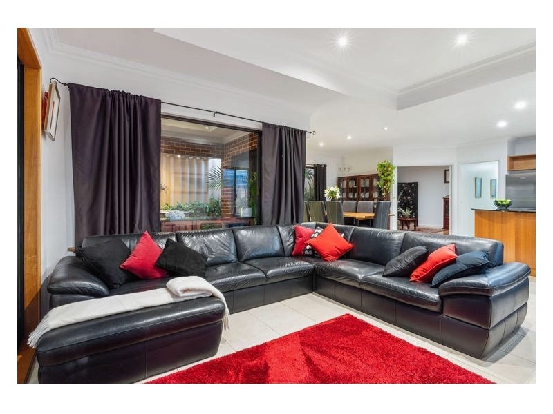 45A Davy Street, Alfred Cove WA 6154