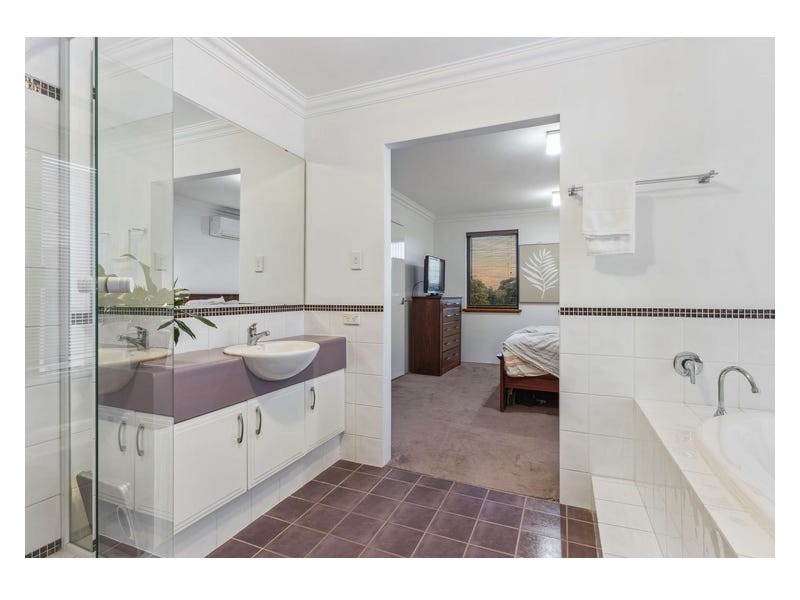 45A Davy Street, Alfred Cove WA 6154