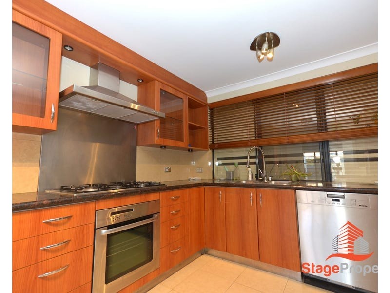 12 Bronzewing Loop, Wembley WA 6014