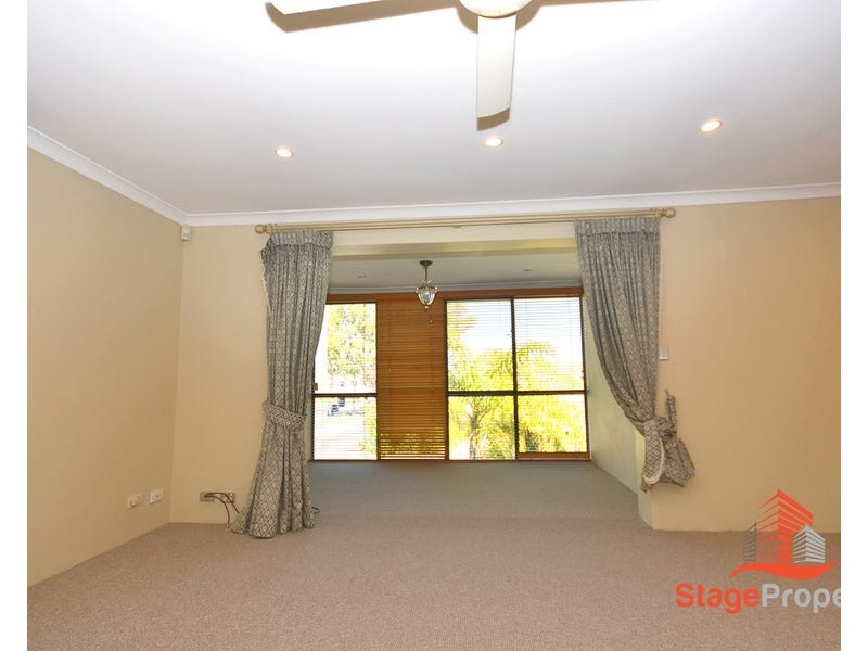 12 Bronzewing Loop, Wembley WA 6014