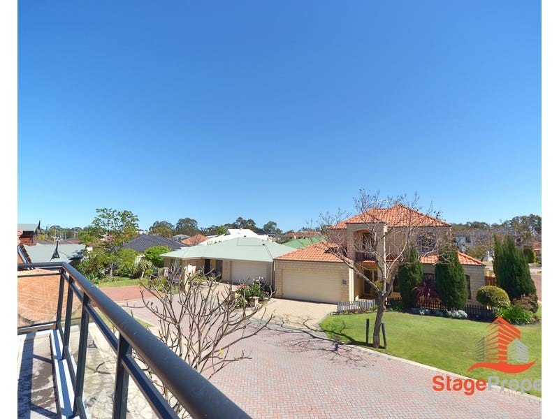 12 Bronzewing Loop, Wembley WA 6014