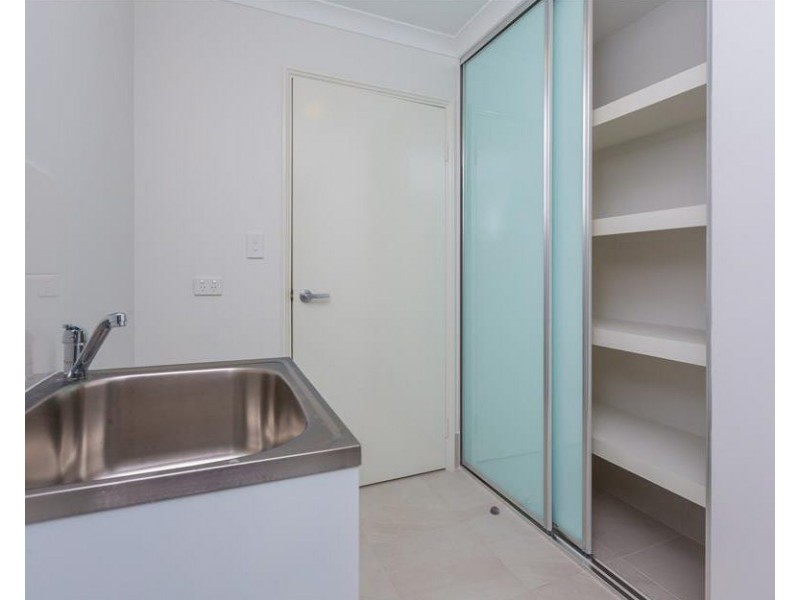 43A Carnegie Parade, Success WA 6164