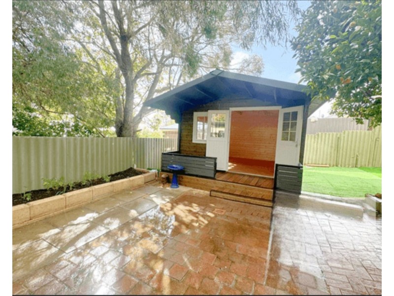29A Lensham Place, Armadale WA 6112