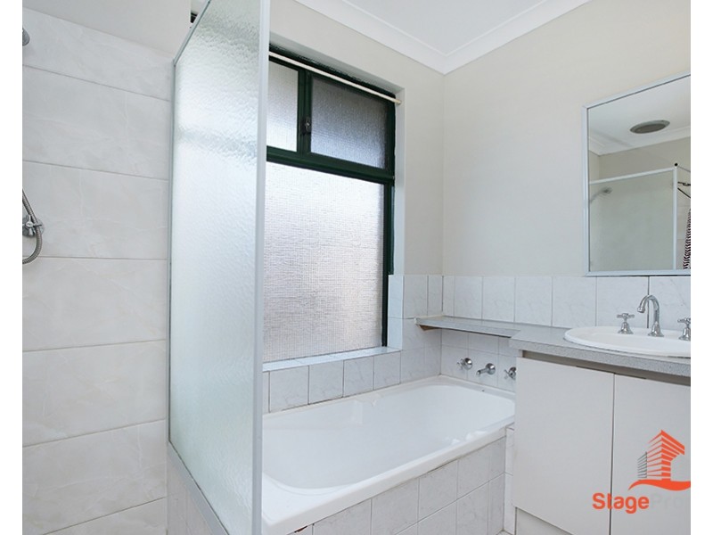 5/285-287 Wharf Street, Queens Park WA 6107