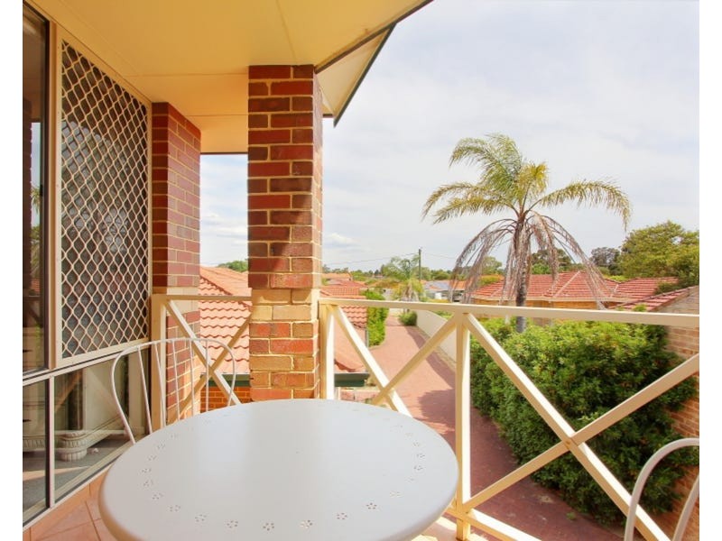 3/5 Walga Court, Yokine WA 6060