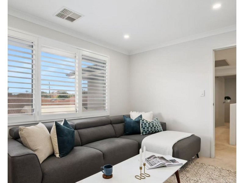 13 Carse Lane, Doubleview WA 6018