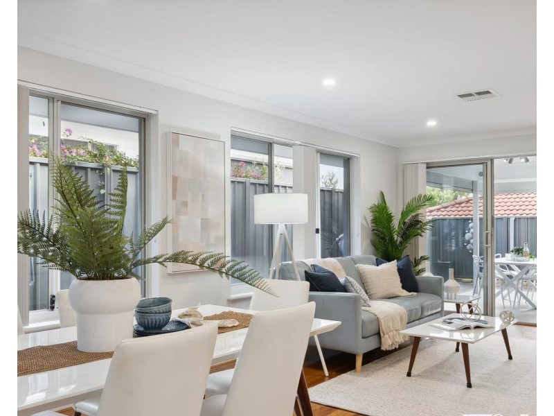 13 Carse Lane, Doubleview WA 6018