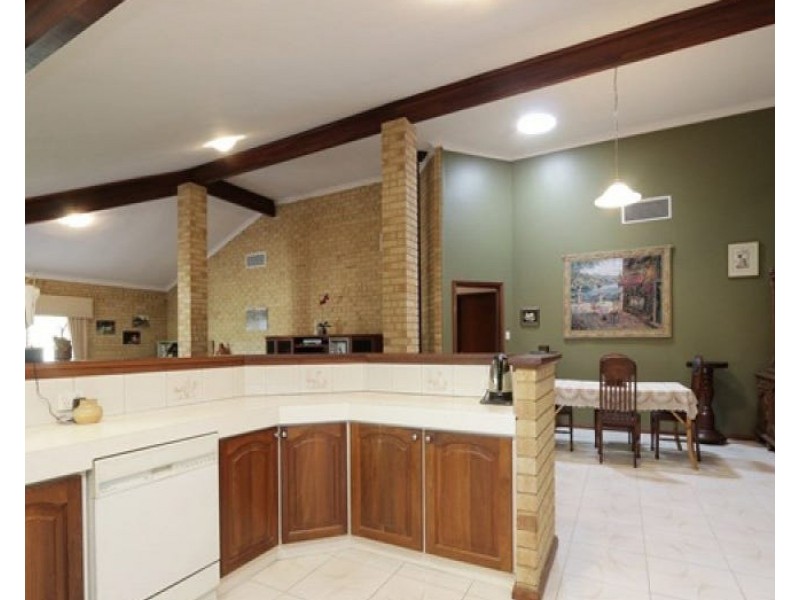6 Levander Place, Wilson WA 6107