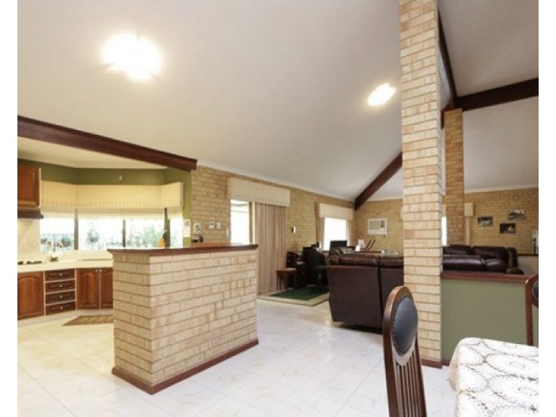 6 Levander Place, Wilson WA 6107