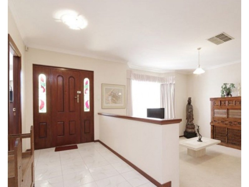 6 Levander Place, Wilson WA 6107