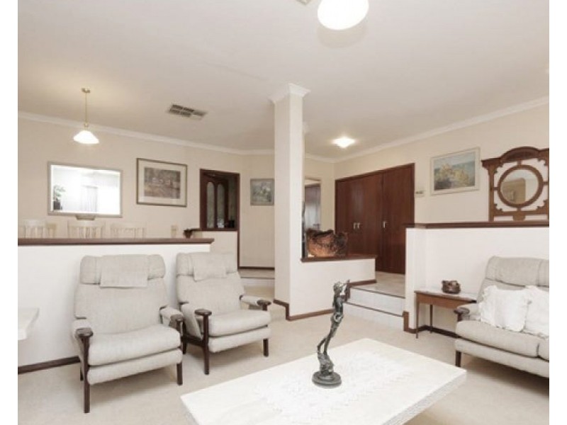 6 Levander Place, Wilson WA 6107