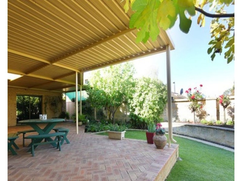 6 Levander Place, Wilson WA 6107
