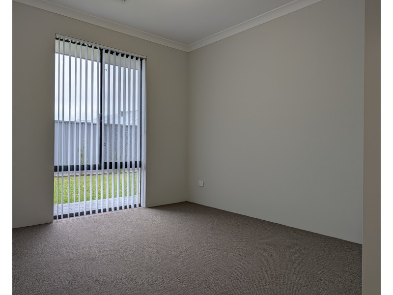17 Stinear Street, Champion Lakes WA 6111