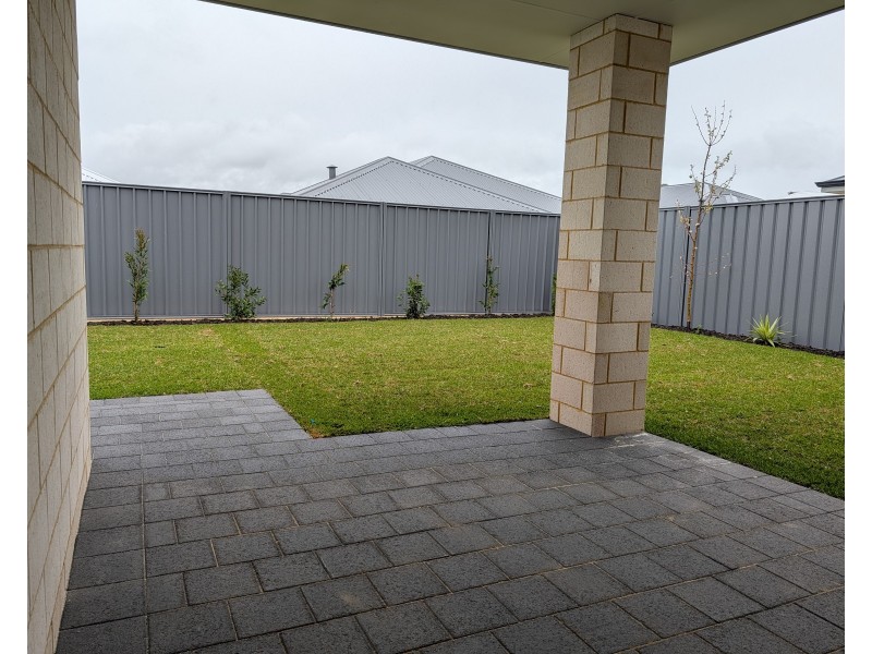 17 Stinear Street, Champion Lakes WA 6111