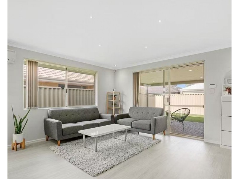 300 Wright Road, Harrisdale WA 6112