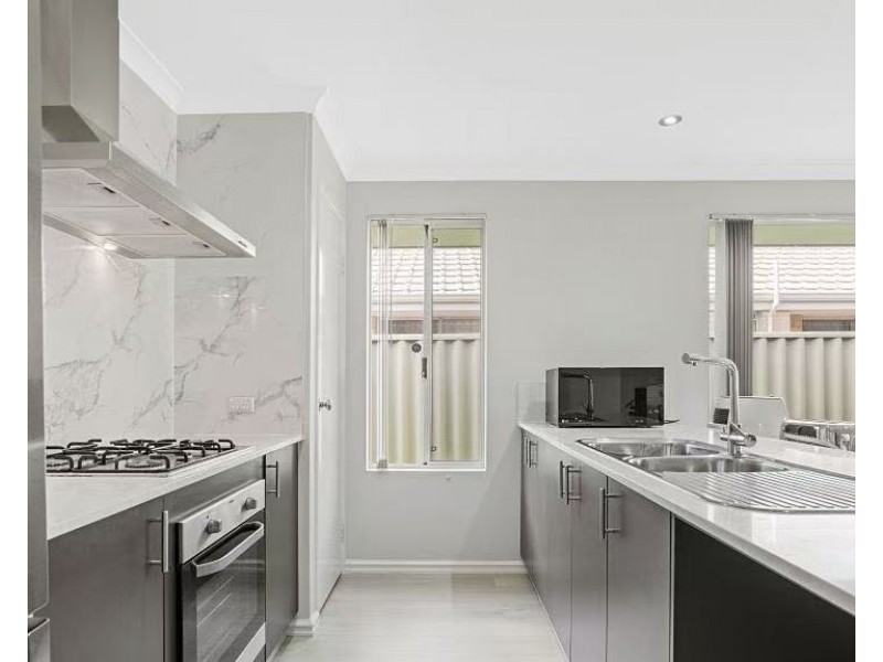 300 Wright Road, Harrisdale WA 6112