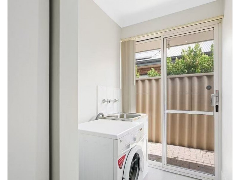 300 Wright Road, Harrisdale WA 6112